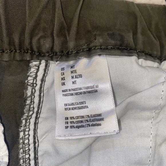 Camo American Eagle joggers. Size Medium Tall. - Picture 4 of 4